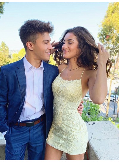 2023 Sheath Light Yellow Halter Criss Cross Short Homecoming Dresses With Appliques 