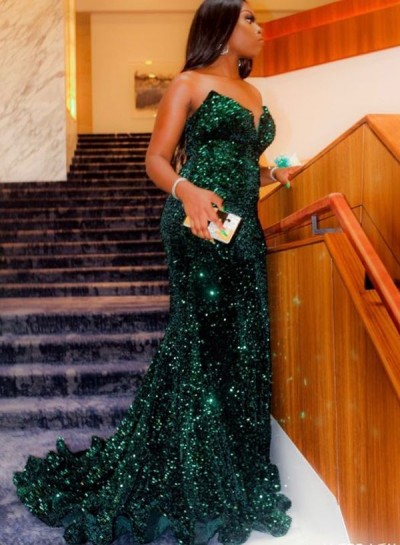 2023 Sheath Sequins Sweetheart Sleeveless Sweep Train Prom Dresses