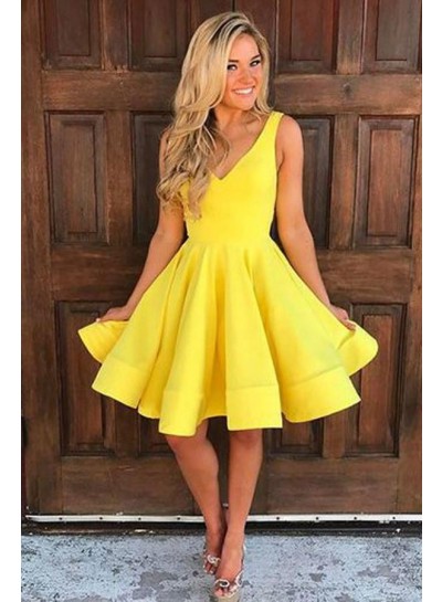 Knee Length Daffodil Princess/A-Line Satin Short Prom Dresses