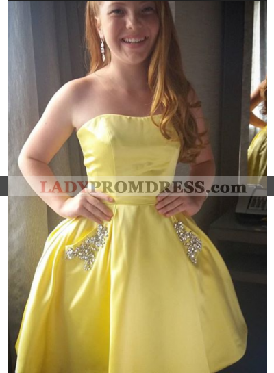 Satin Daffodil Strapless Sweetheart Ball Gown Pleated Beading Homecoming Dresses