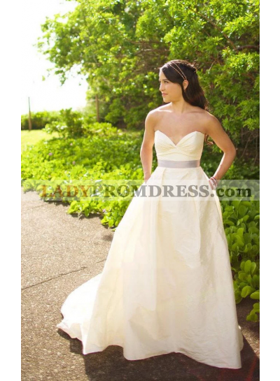 2023 Cheap A Line/Princess Satin Sweetheart Sash Lace Up Back Strapless Long Wedding Dresses / Bridal Gowns