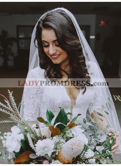 2023 New Arrival Sheath Half Sleeves Lace Front Slit Beach Wedding Dresses / Bridal Gowns