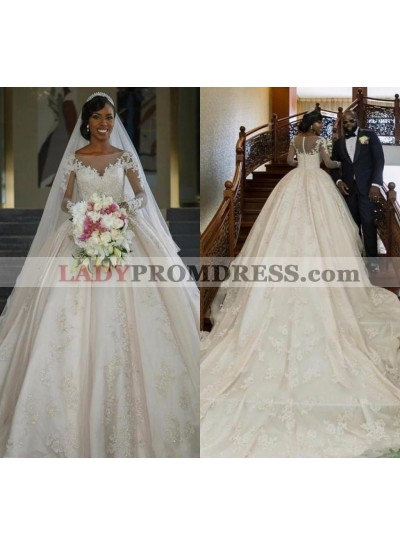 2023 Classic Ball Gown Long Train Long Sleeves Bateau Lace Wedding Dresses