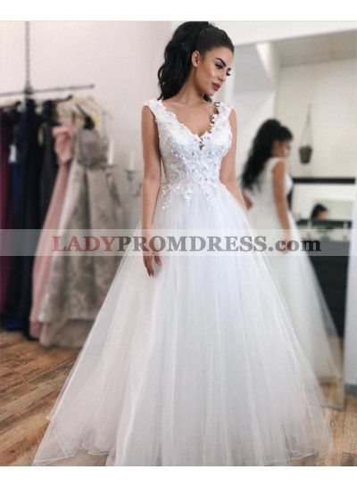 2022 Cheap A Line Tulle White V Neck Prom Dresses With Appliques