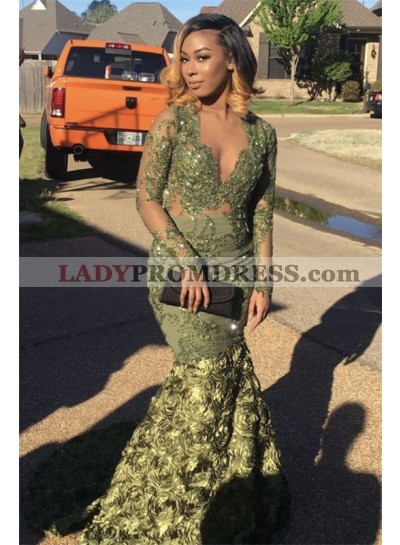 2023 New Arrival Mermaid Green Long Sleeves V Neck Lace Prom Dresses