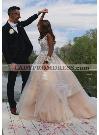 2023 New Arrival A Line Tulle Wedding Dresses With Appliques