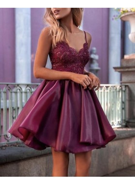 2022 A Line Organza Burgundy Sweetheart Short Homecoming Dresses With Appliques