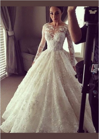 long lace wedding dress